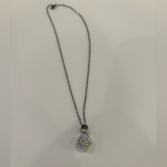 Necklace - Picture 2 of 2